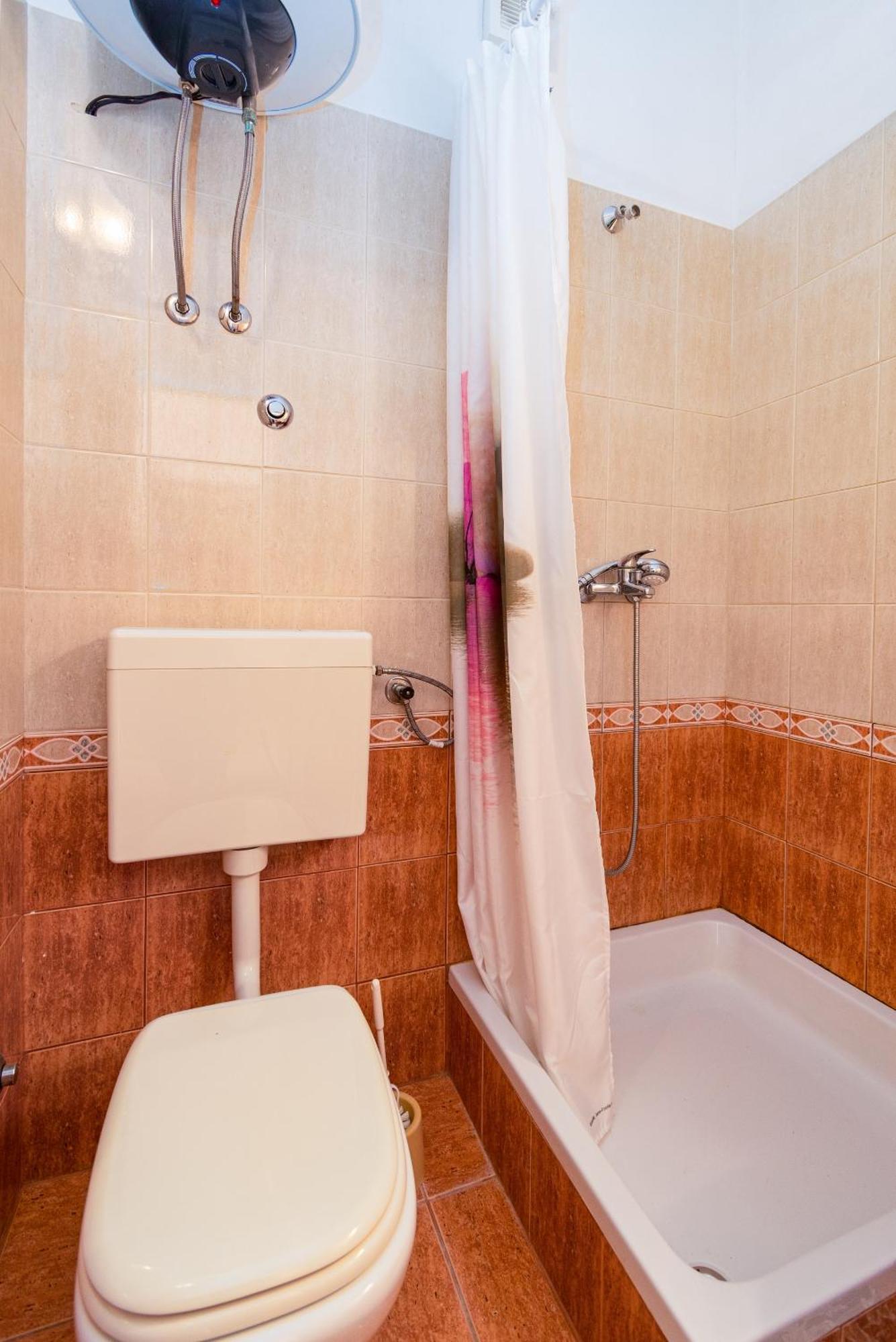 Apartments And Rooms With Parking Space Skrbcici, Krk - 21231 部屋 写真