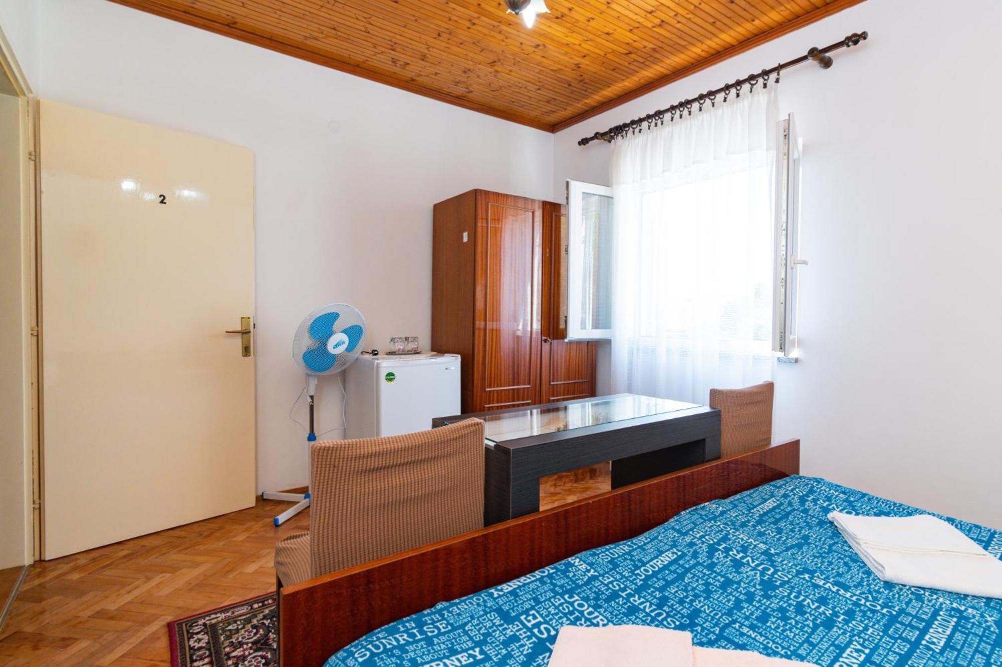 Apartments And Rooms With Parking Space Skrbcici, Krk - 21231 部屋 写真